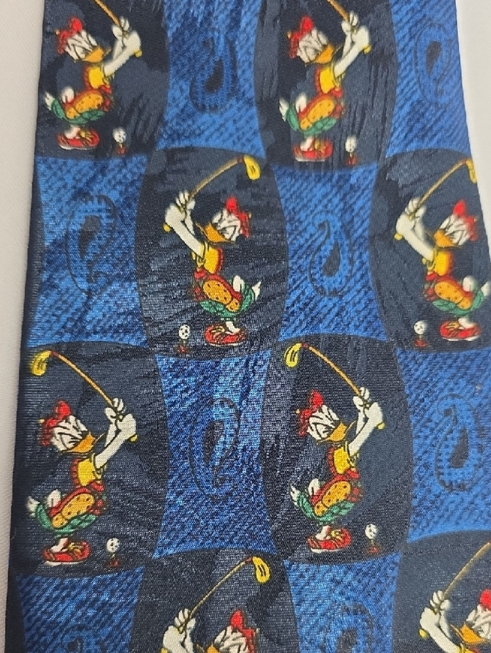 Disney Mickey Unlimited Donald Duck Golfer Novelty Necktie Blue Polyester